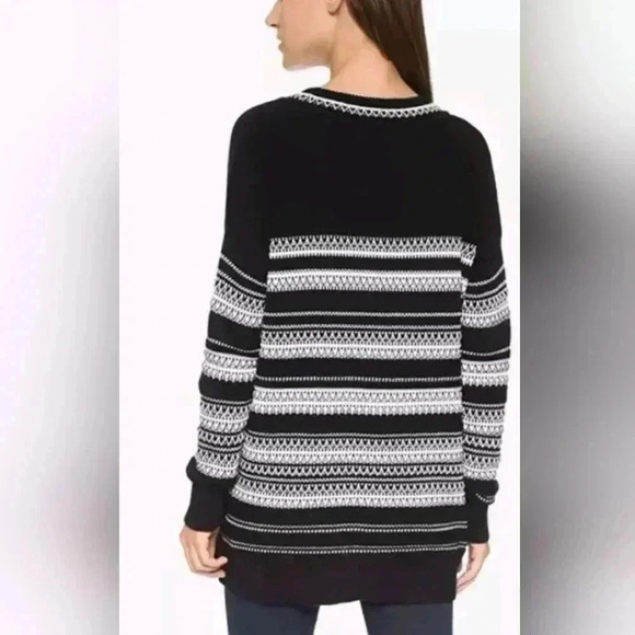 VINCE V Neck Sweater - Picture 2 of 9